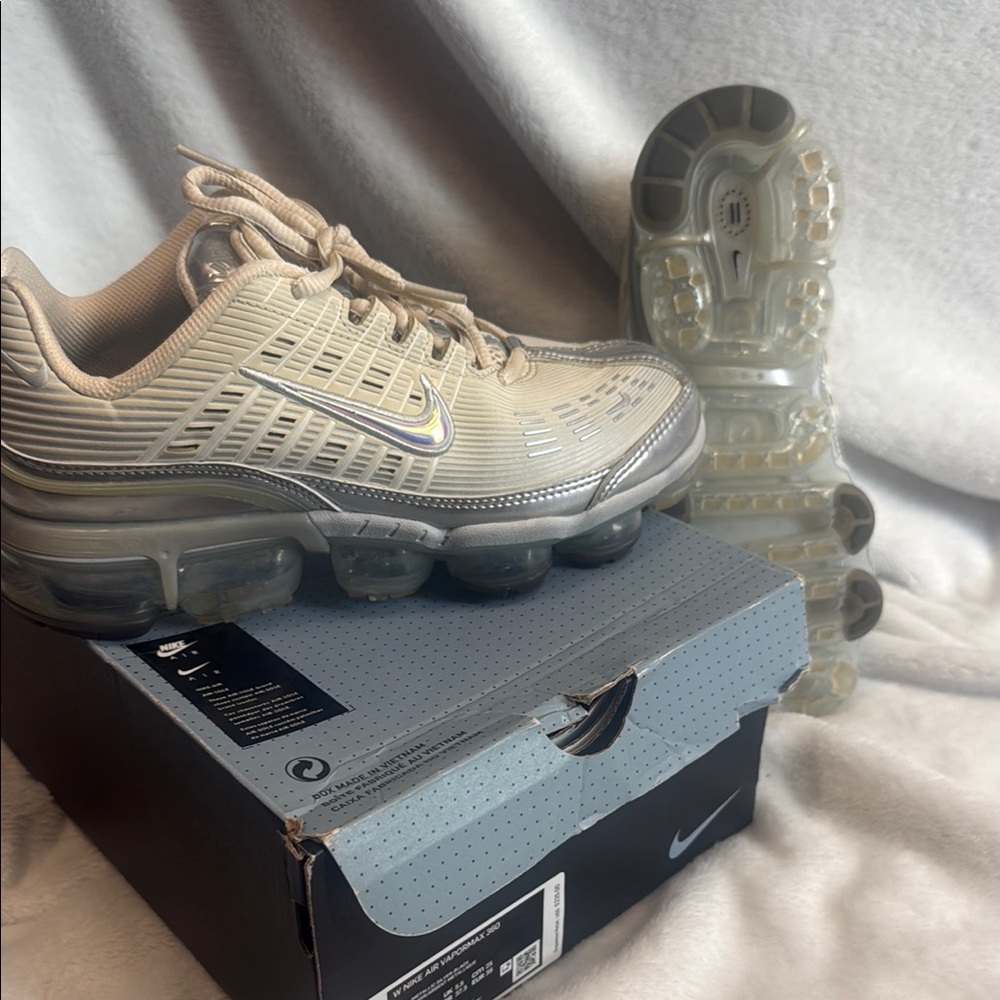 Nike Air VaporMax Plus Sneakers